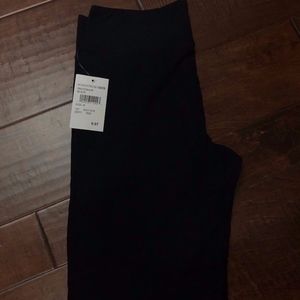 New with Tags- Abound Leggings- Size Medium